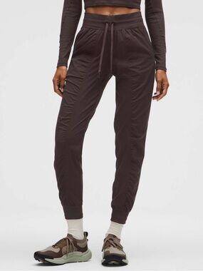 Lululemon Sequoia Dance Studio Mid-Rise Jogger 7/8 Length Pants W5ENLS
